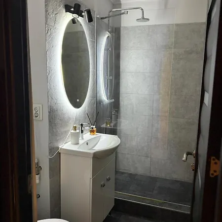 2 Ultracentral Apartment *