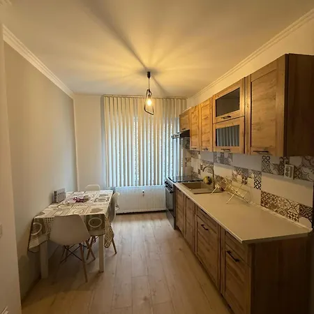 2 Ultracentral Craiova